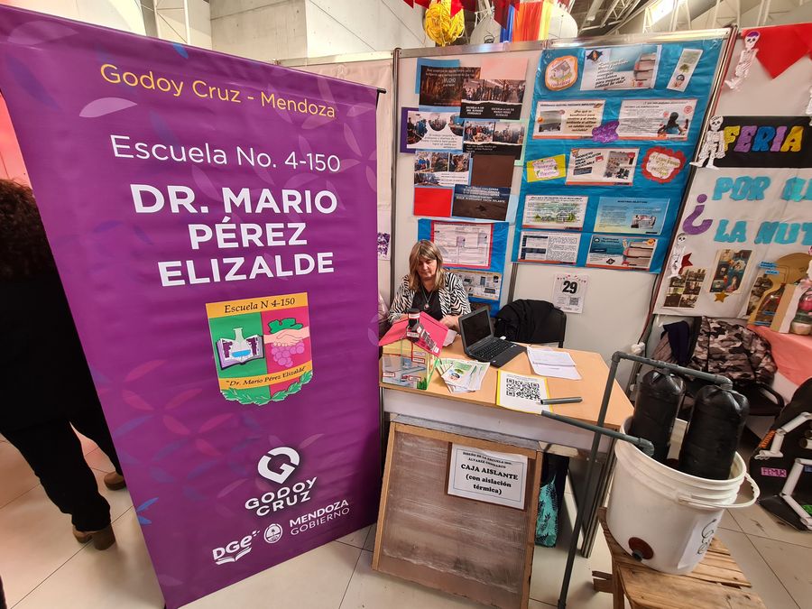 29- «Cuidemos el medio ambiente utilizando energías reciclables para mejorar la calidad de vida»- 	4150- «Dr. Mario Pérez Elizalde»-	Secundario Orientado-Godoy Cruz