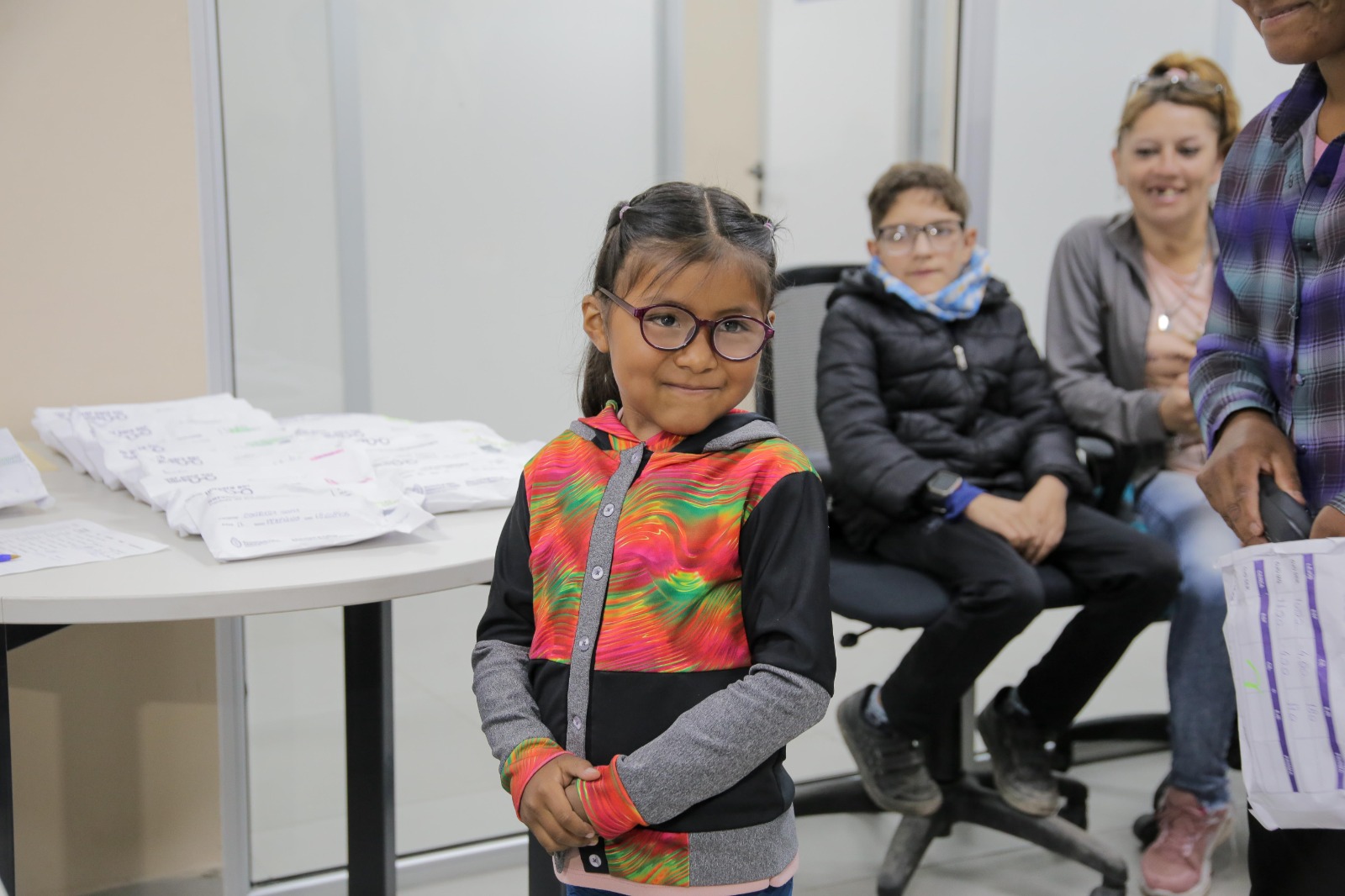 “Ver para ser libres” finalizó la entrega de anteojos a estudiantes de escuelas primarias de San Rafael