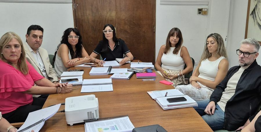 DGE trabaja de cara al inicio del ciclo lectivo 2026