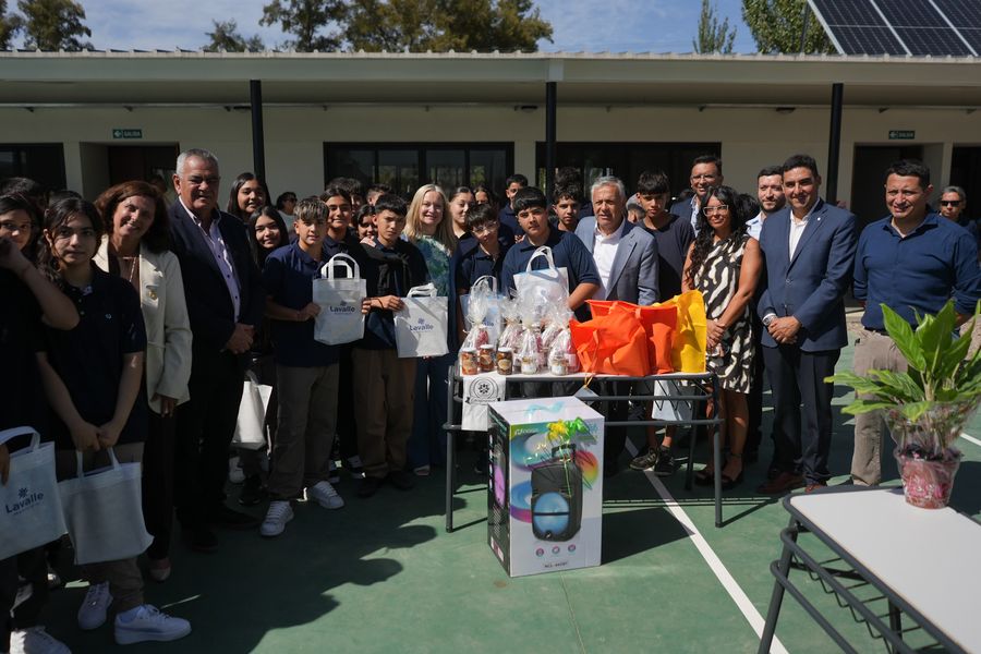 Lavalle celebra la nueva escuela secundaria técnica