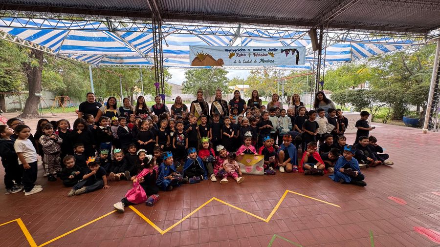 El JIE Gregorio Aráoz Alfaro tuvo su experiencia vendimial: «La vendimia y sus reinas»