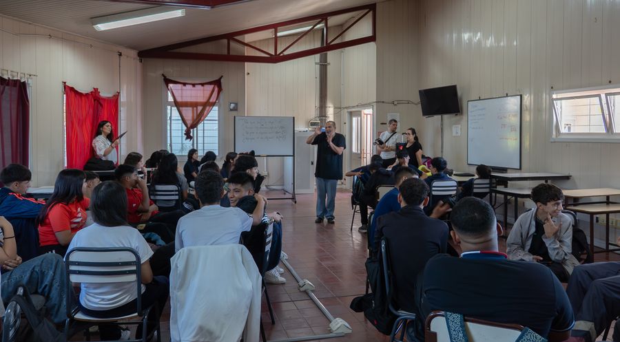 Filoteens: una experiencia filosófica para que los jóvenes construyan su propia voz