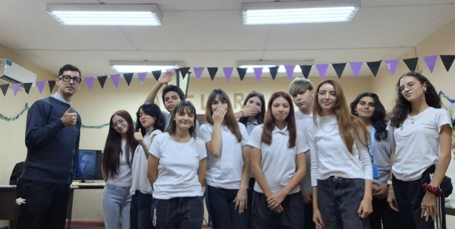 Alumnos de 5° año de la escuela Abelardo Vázquez realizaron una muestra por los 90 años de Vendimia