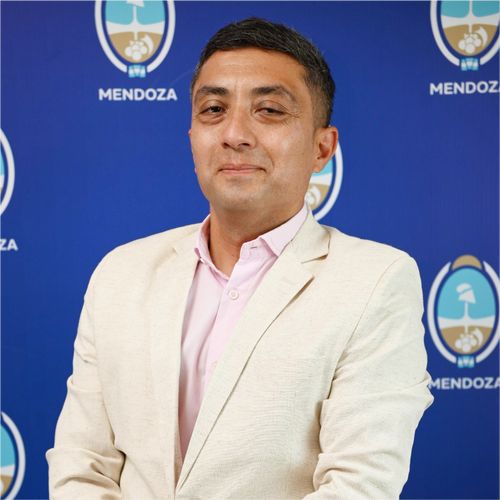 ERICO ARIAS_ JÓVENES Y ADULTOS ERICO ARIAS