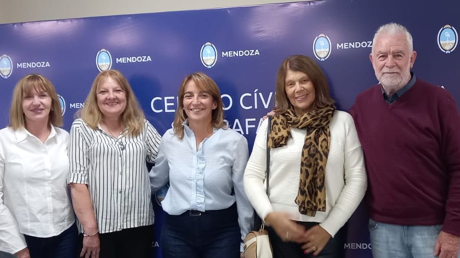 El Honorable Consejo de la Administración de la Enseñanza Pública mantuvo reuniones en San Rafael