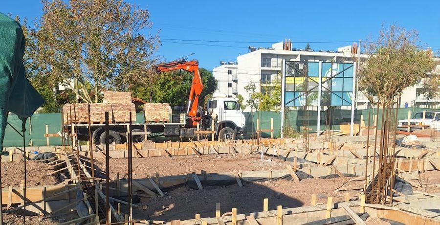 Educación técnica en expansión: avanzan tres nuevas escuelas estratégicas en el Gran Mendoza