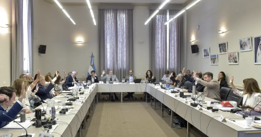Mendoza acompañó nuevos lineamientos federales para prevenir la trata y el grooming en las escuelas