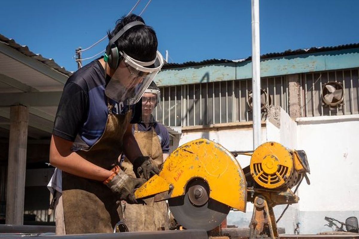 Innovación y tecnología- estudiantes Innovación y tecnología- estudiantes