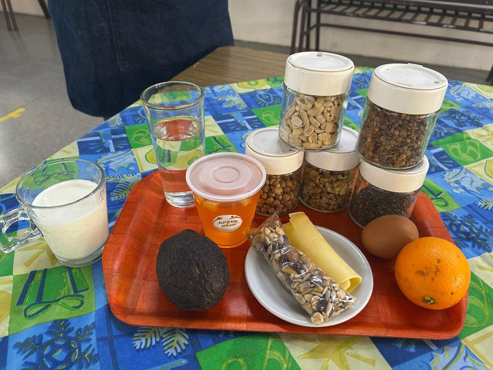 Portal Educativo DGE Gobierno de Mendoza alimentos sobre una mesa