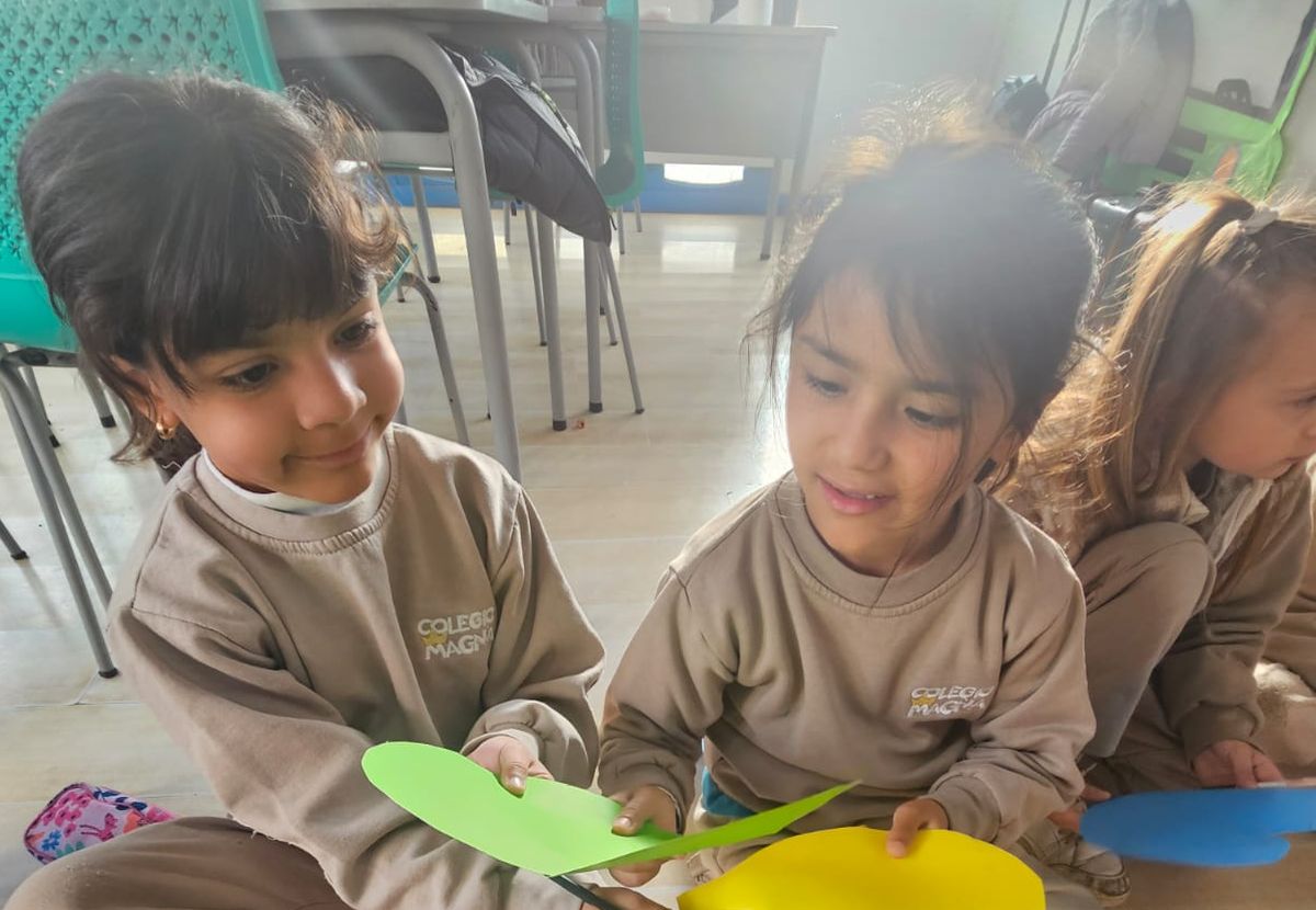Colegio Magna de Lujan de Cuyo fortalece las trayectorias educativas (4) alumnas - aula - escuela
