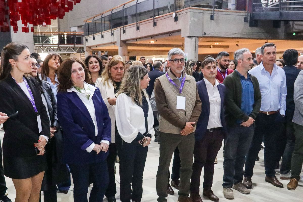 Se-desarrollo-con-una-gran-convocatoria-el-2do-Congreso-de-Educacion-Fisica-