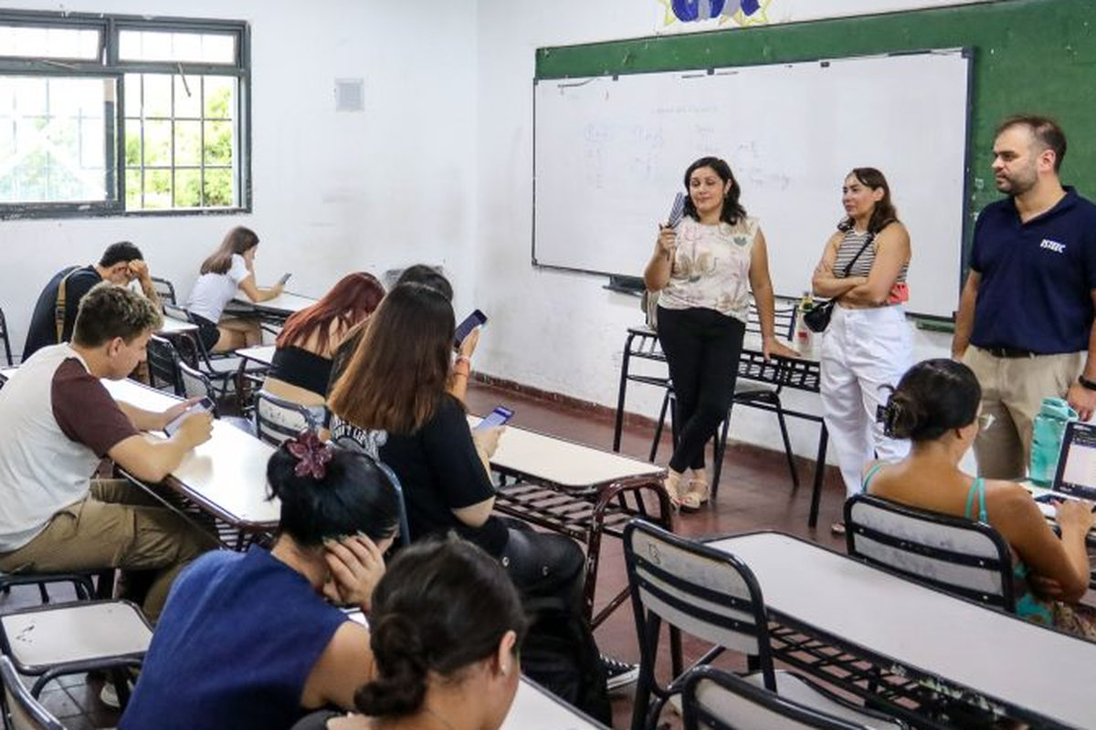 convocatoria para el traslado de docentes titulares