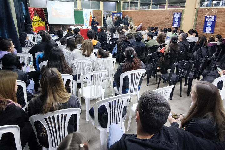 Portal Educativo DGE Gobierno de Mendoza docentes y estudiantes del Instituto Confucio analizaron la experiencia educativa de su aprendizaje