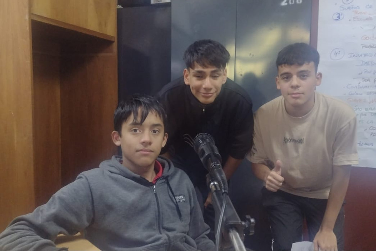 Escuelas mendocinas llevaron sus voces a Sueños de Radio 2026