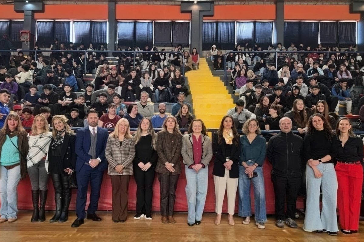 charlas sobre violencia digital y grooming