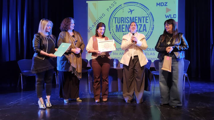 Encuentro-de-Estudiantes-de-Turismo