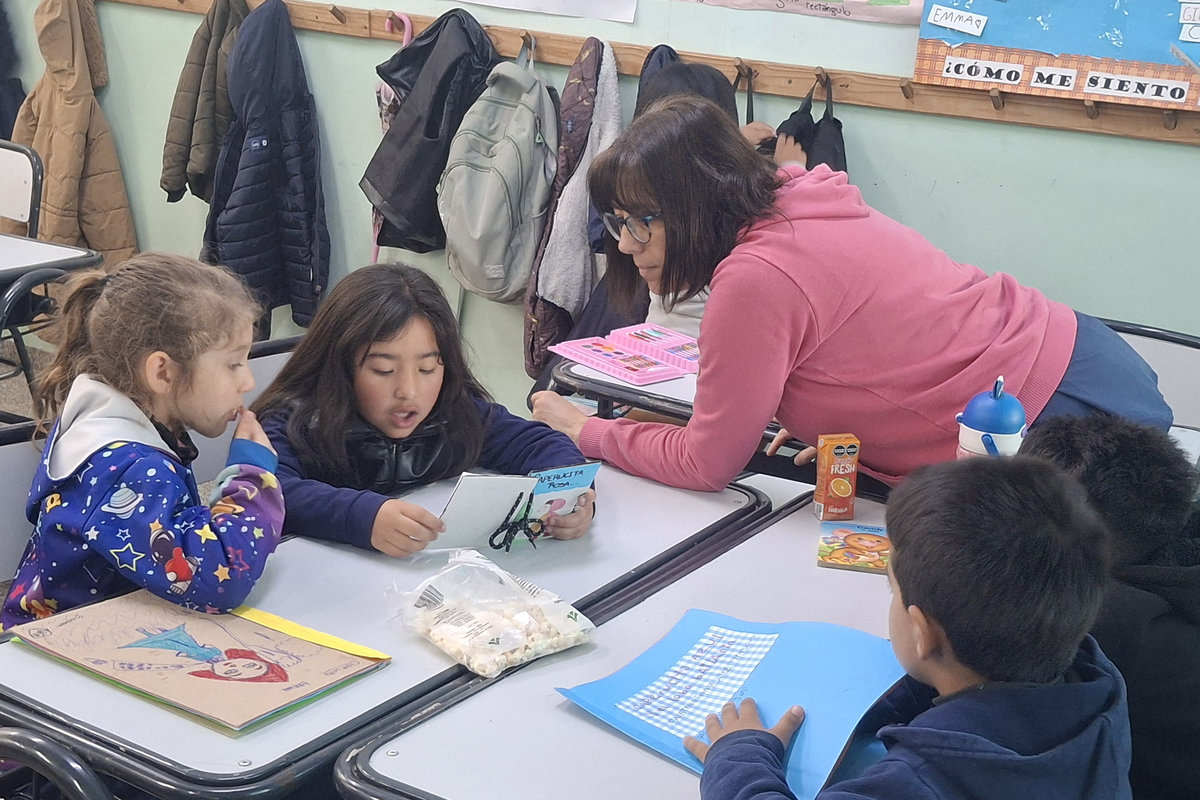 lectura-de-una-obra-de-liliana-cinetto